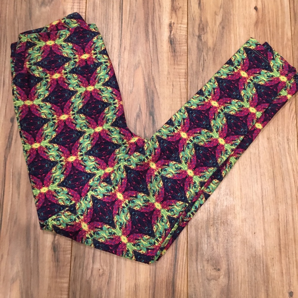 Lularoe OS Leggings - Picture 1 of 2